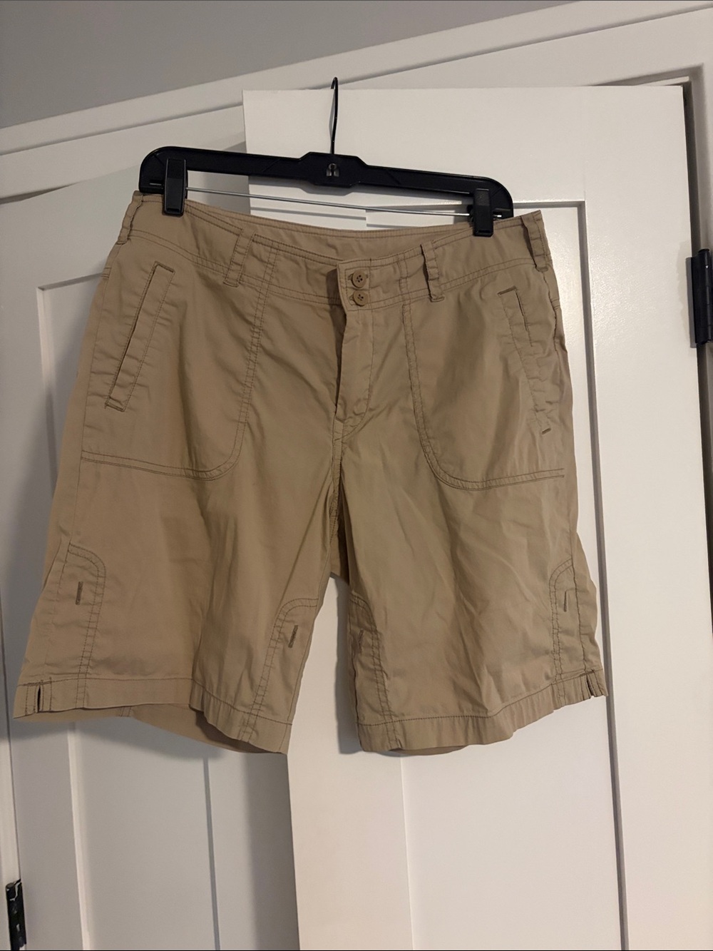 Koppen Women's Khaki Hiking Shorts